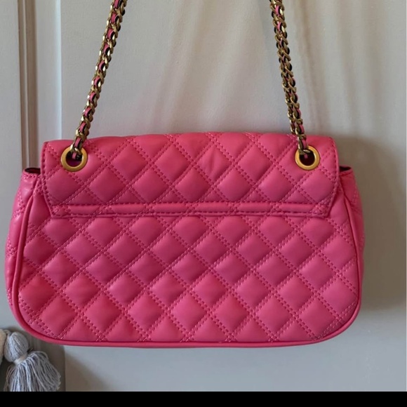 Pink Guess Giully convertible crossbody flap bag. - Picture 2 of 10